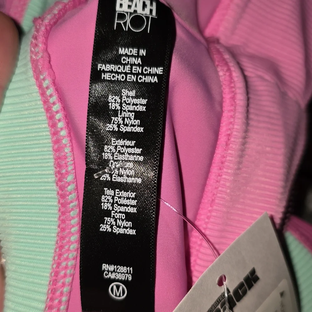 NWT Beach Riot Sport Colorblock Racer Back Crop Top - Picture 7 of 8